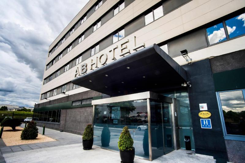 AB Rivas, Ascend Hotel Collection