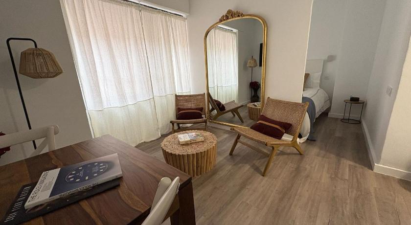Apartahotel Sevilla Salado