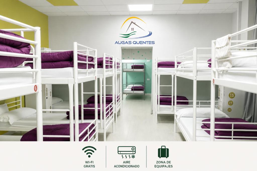 Augas Quentes Hostel