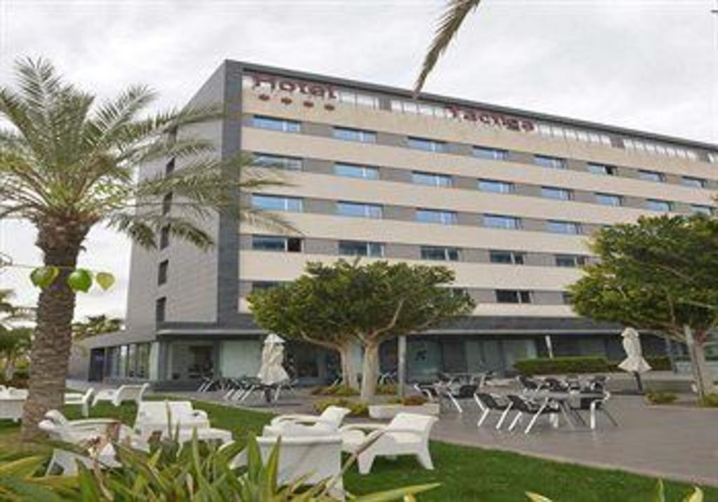 Azz Hotel Táctica