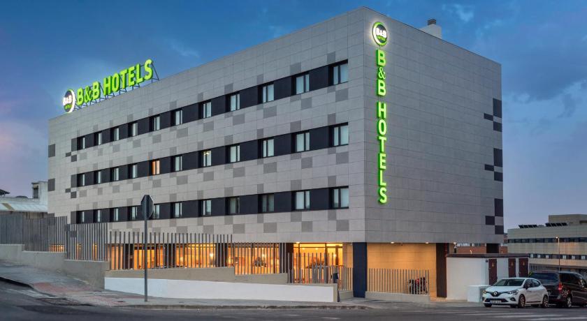 B&B HOTEL Sevilla Bormujos