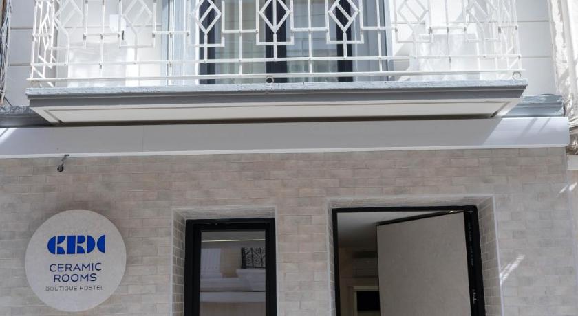 Ceramic Rooms Boutique Hostel