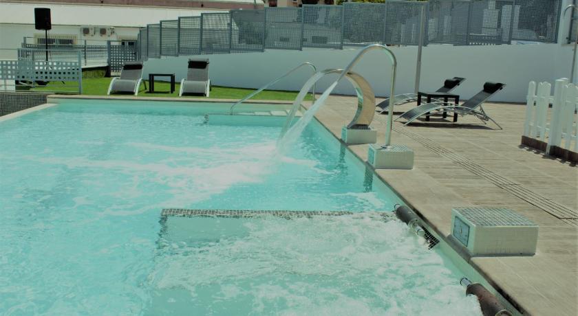 Deluxe Hostels & Suites Merida