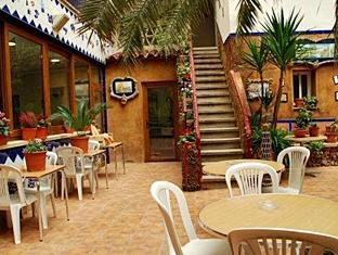 El Cami Hotel