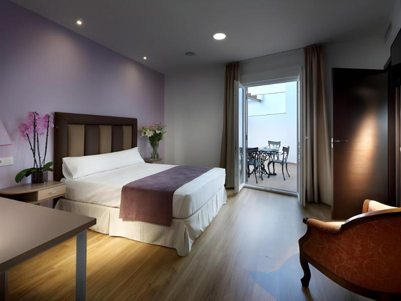 Hotel EXE Triunfo