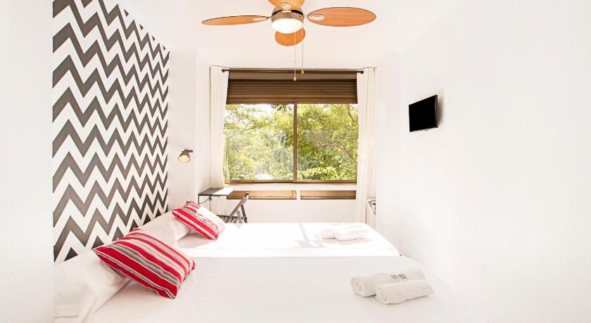 GRAN VIA GuestHouse