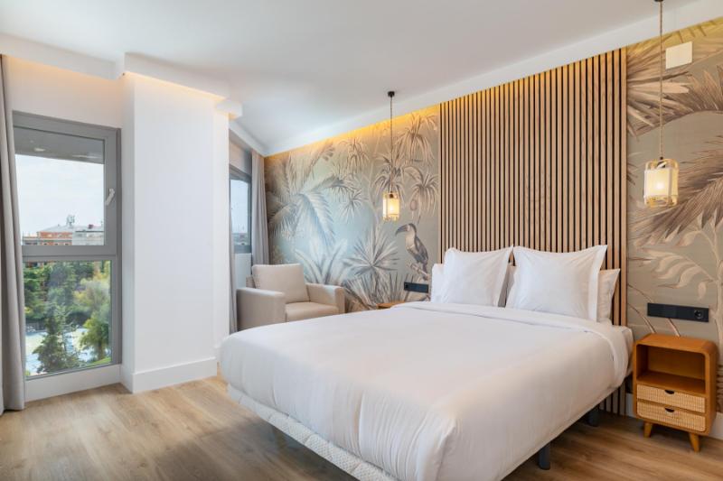 HA Aparhotel RETIRO Suites
