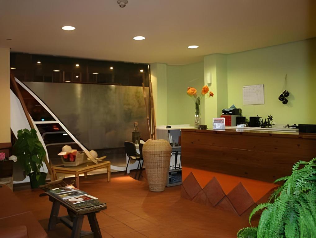 Hostal Acella