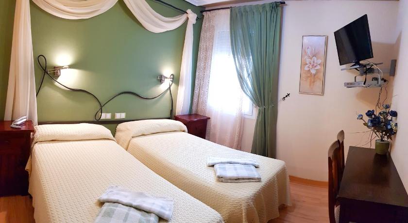 Hostal De La Torre Hostal Economico