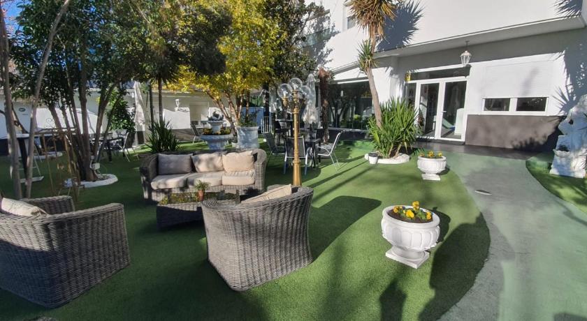 Hostal Escala Suites