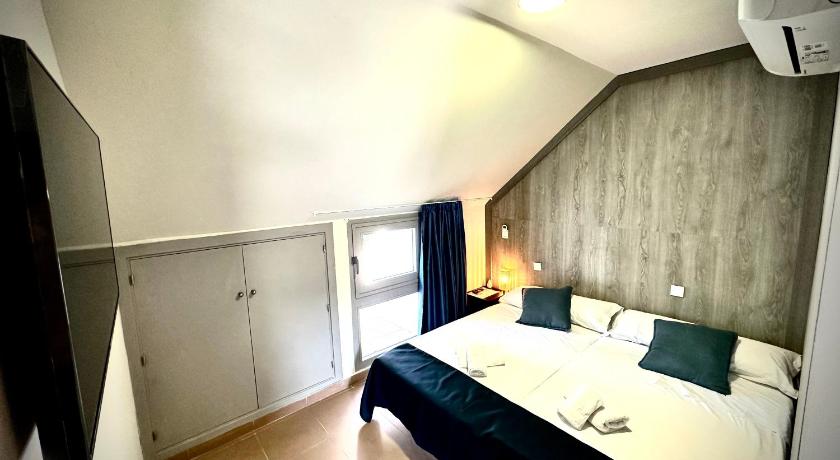 Hostal MYD Pantano