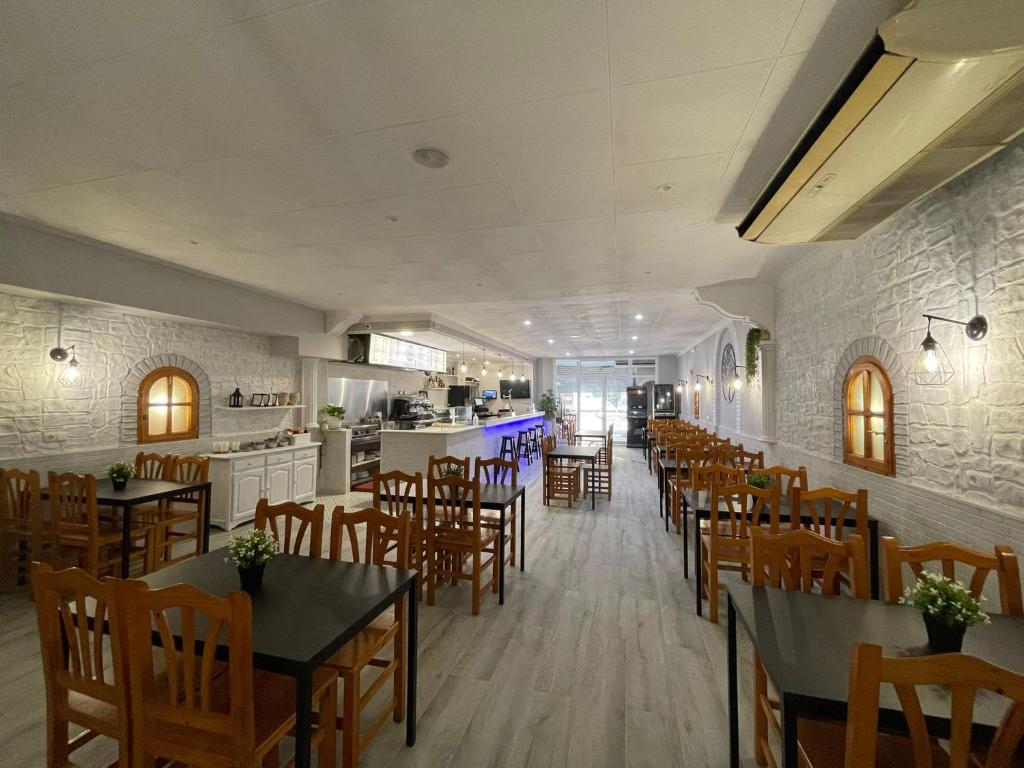 Hostal Restaurante Avenida de Madrid