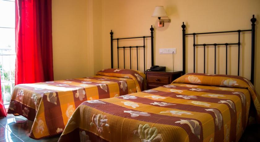 Hostal Restaurante La Curva