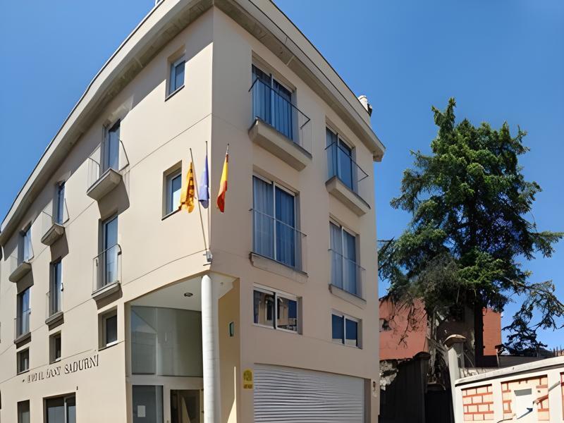 Hostal Sant Sadurni