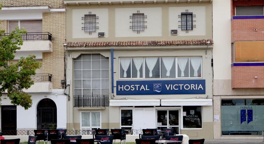 HOSTAL ViCTORiA