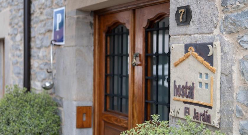 Hostel el jardin