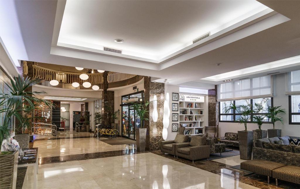 Hotel Abando