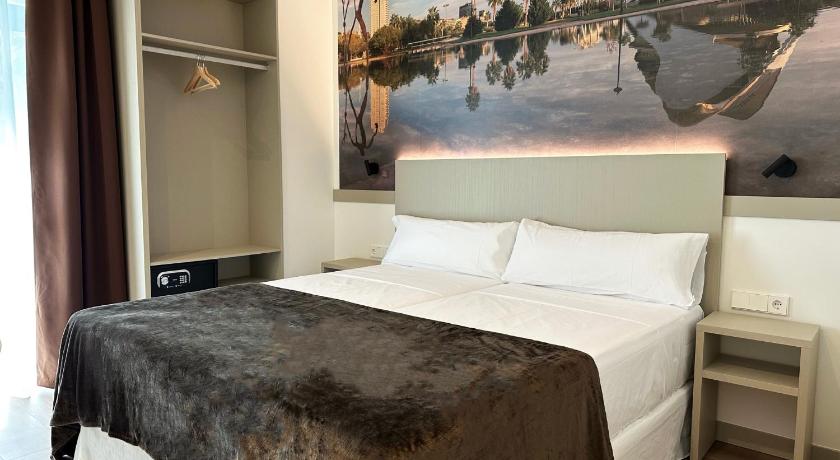 Hotel BESTPRICE Valencia