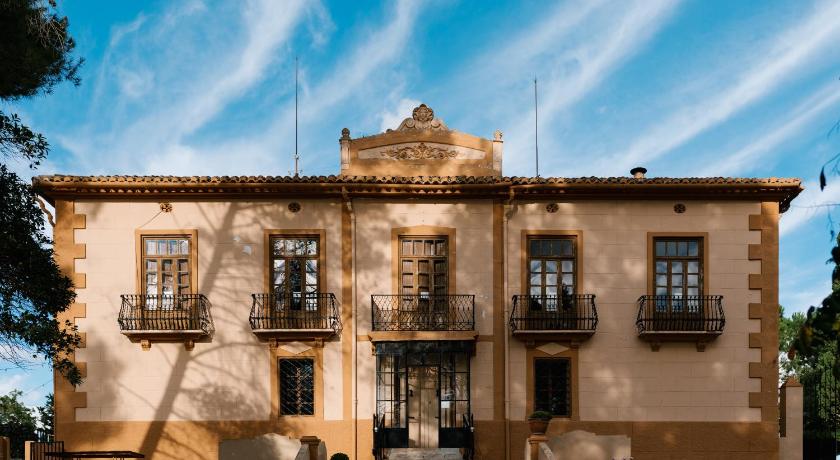 HOTEL BODEGA VERA DE ESTENAS