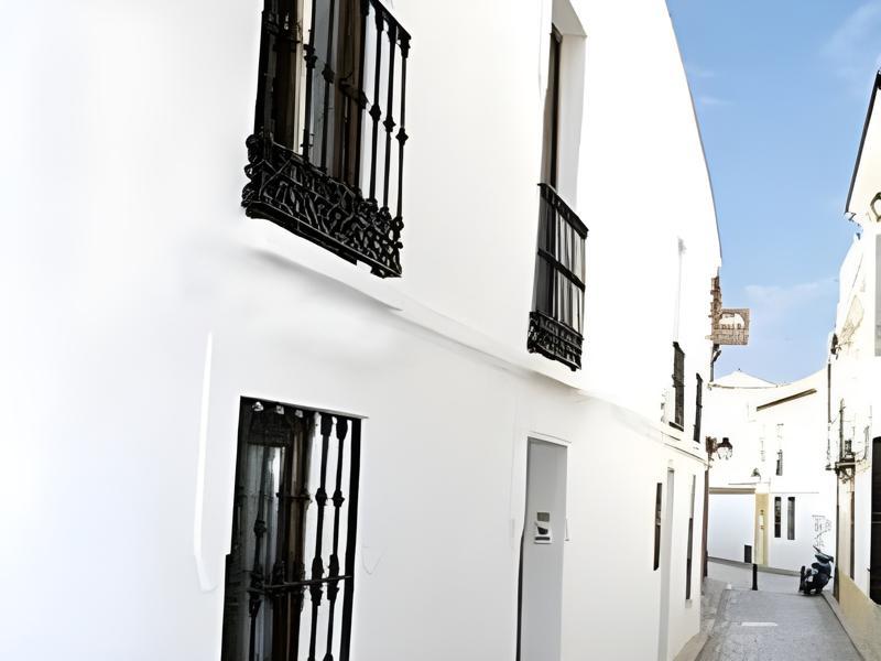 HOTEL BOUTIQUE ALMA ANDALUSi