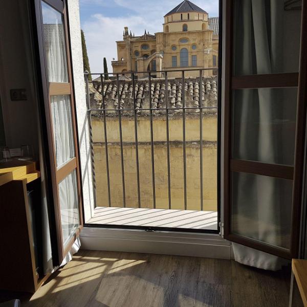 Hotel Caireles