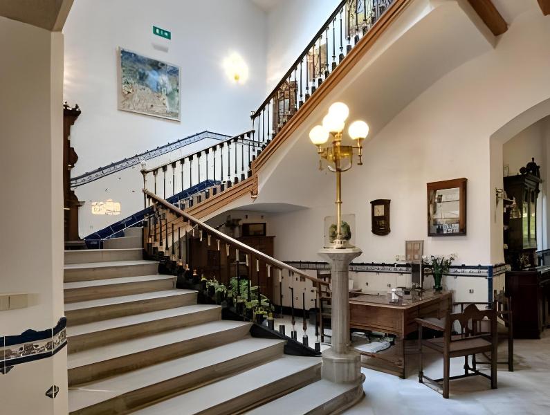 Hotel Casa Ceremines