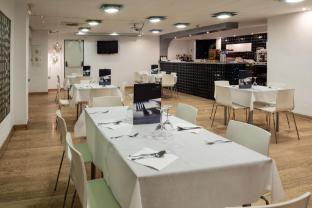 HOTEL FAMILIA CONDE