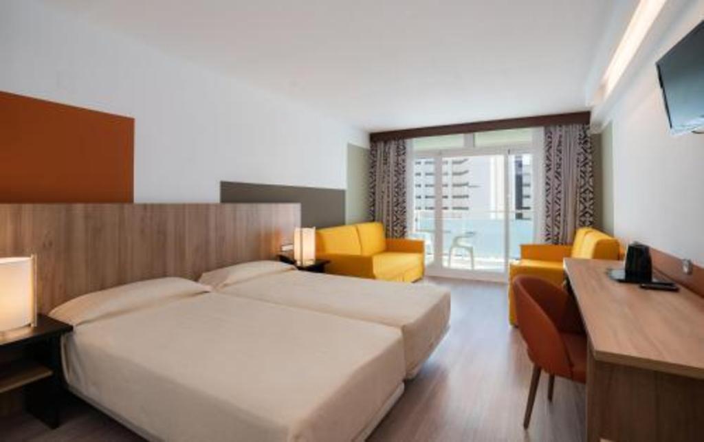 Hotel Flamingo Oasis