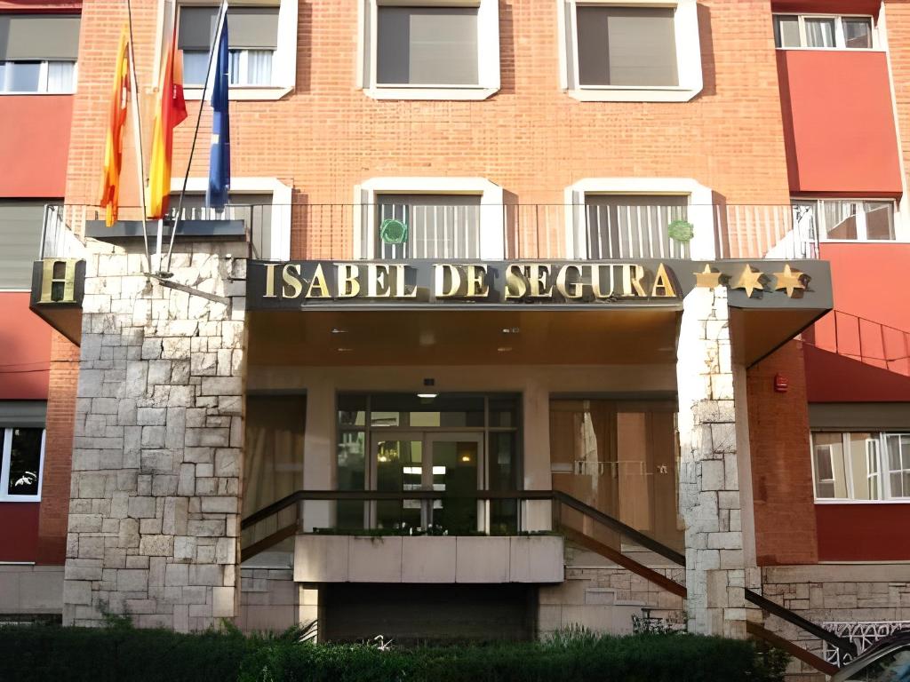 Hotel Isabel de Segura