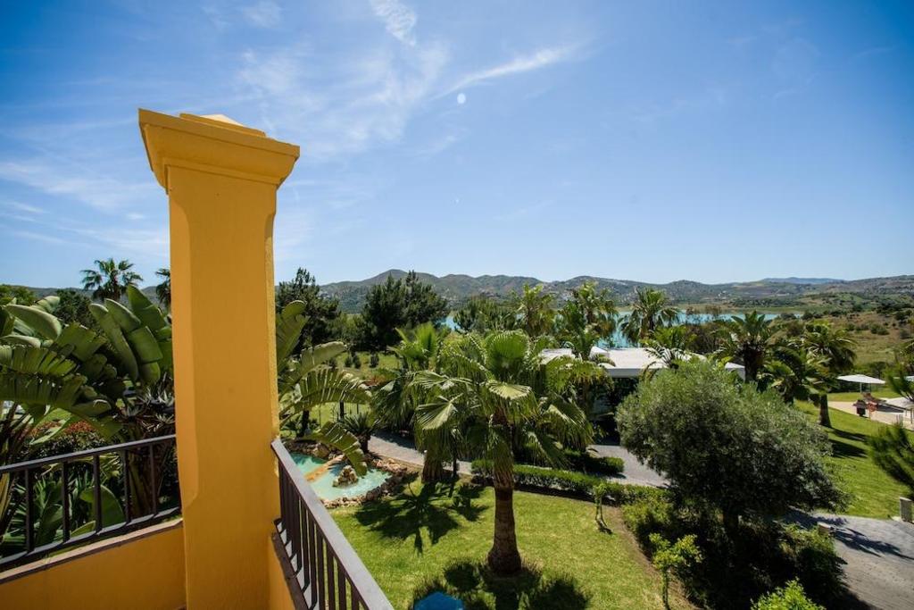 HOTEL LA VINUELA