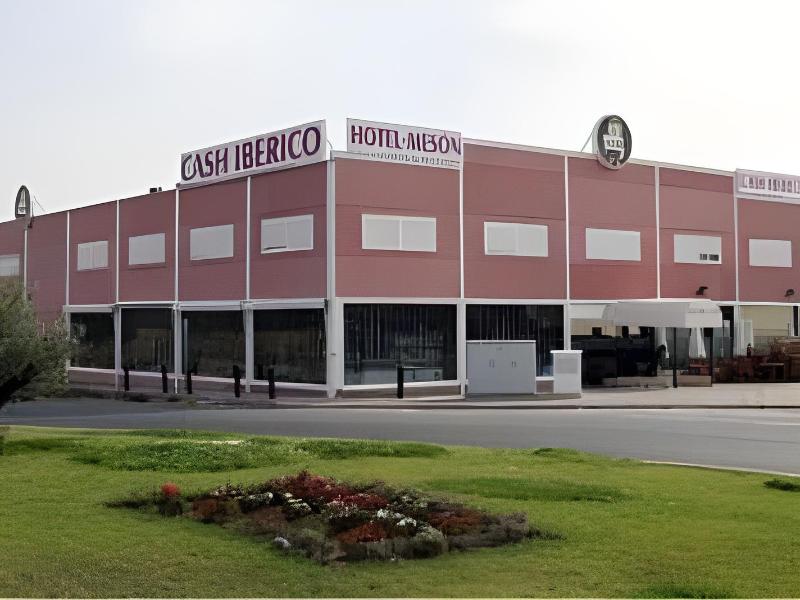 Hotel Leon