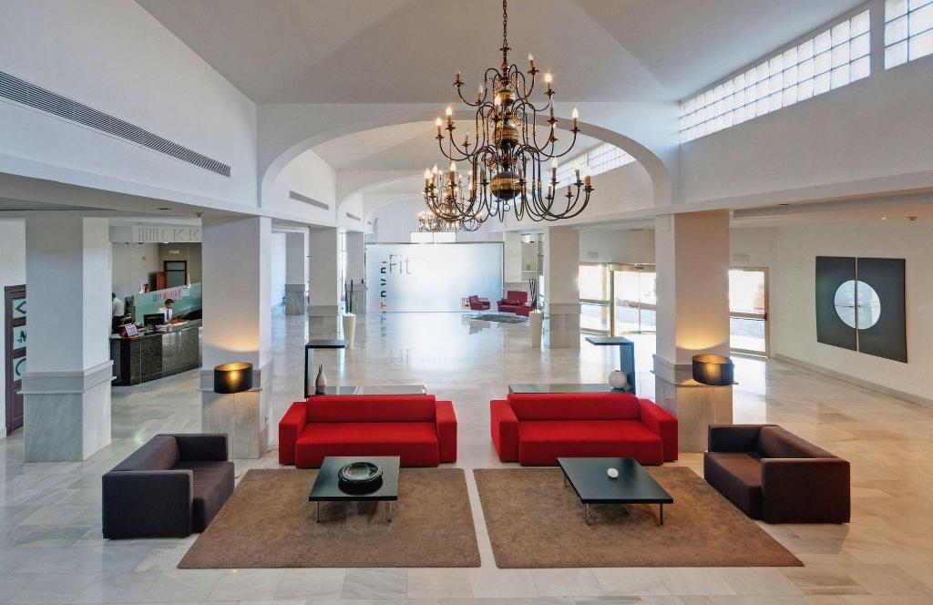 Hotel Melilla Puerto Affiliated by Meliá