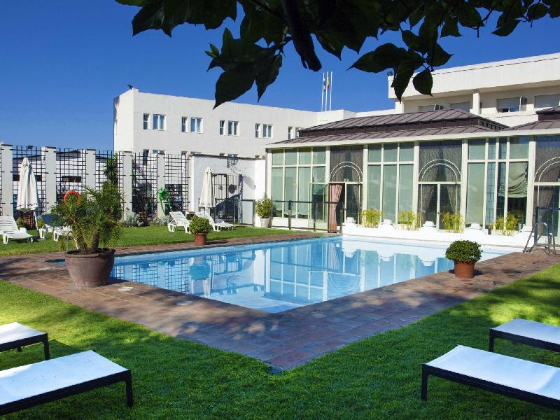Oasis Hotel