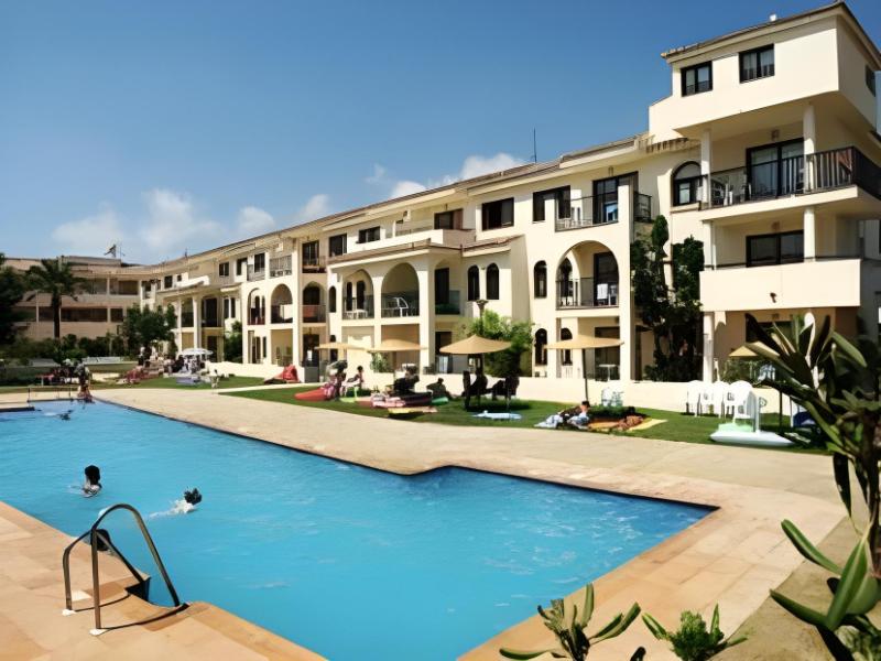 Hotel Puente Real