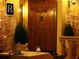 Hotel Puerta Sepulveda