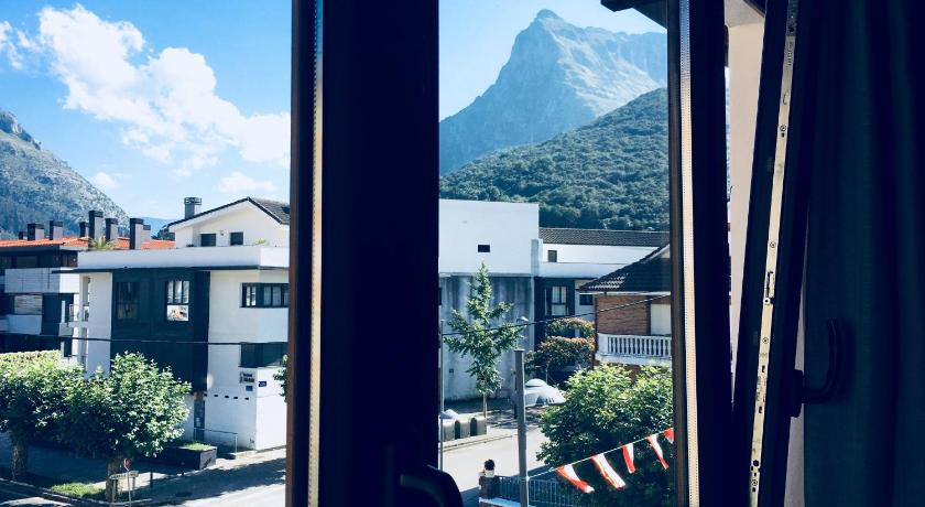 Hotel Río Asón