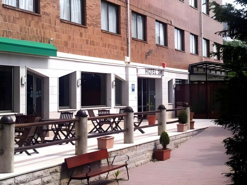 Hotel San Millan