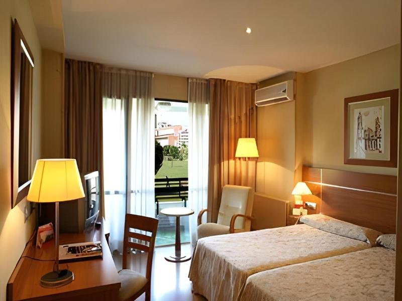 Hotel Sancho Ramírez