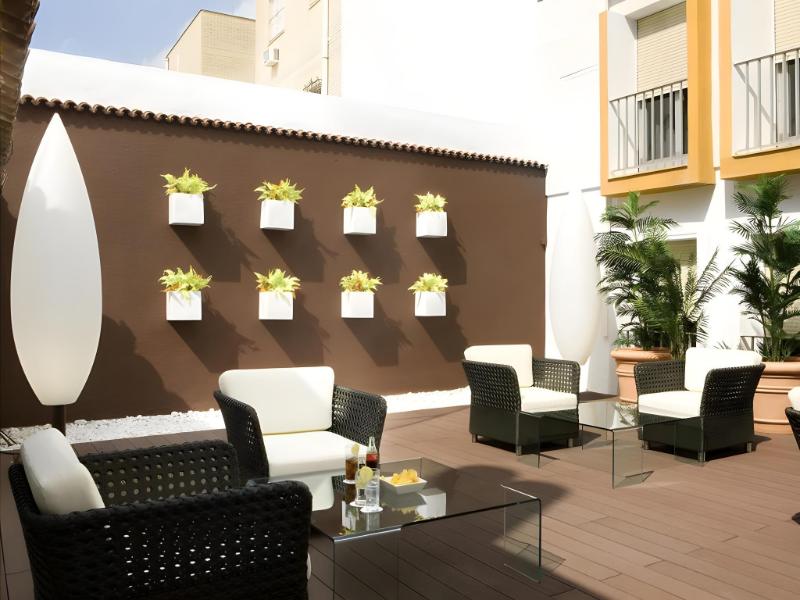 Hotel Virgen de los Reyes