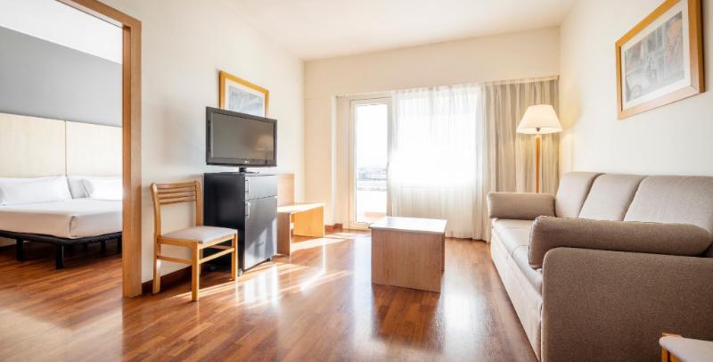 Ilunion Romareda Hotel