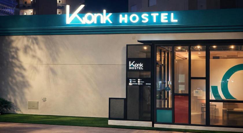 Konk Hostel