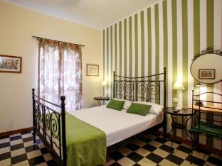 Malaga Lodge Guesthouse
