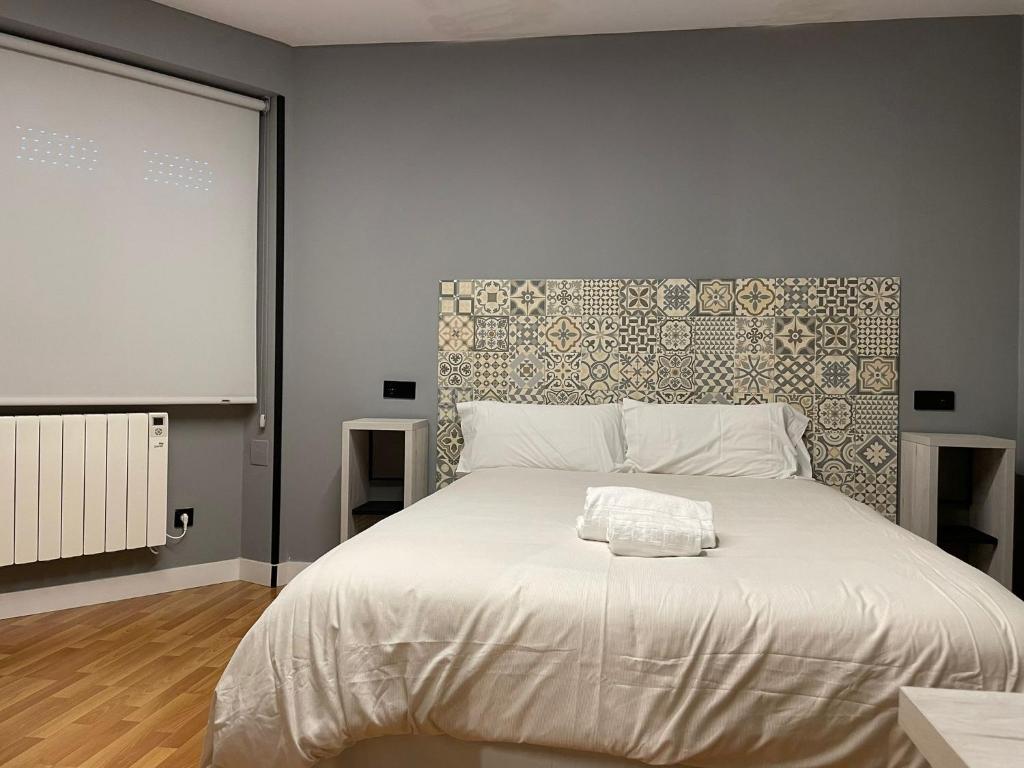 Pension Belmonte - check in Hotel a 650 metros