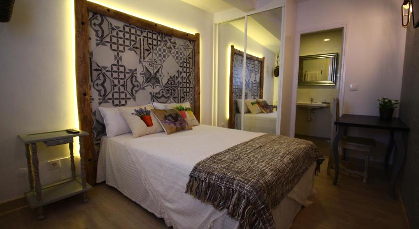Pension Las Casitas de Santander auto check