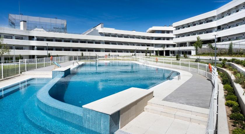 Student Experience Madrid Pozuelo - Luxury Hostel