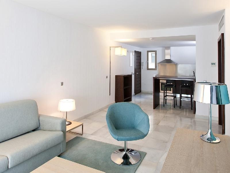 Suittes Hotel