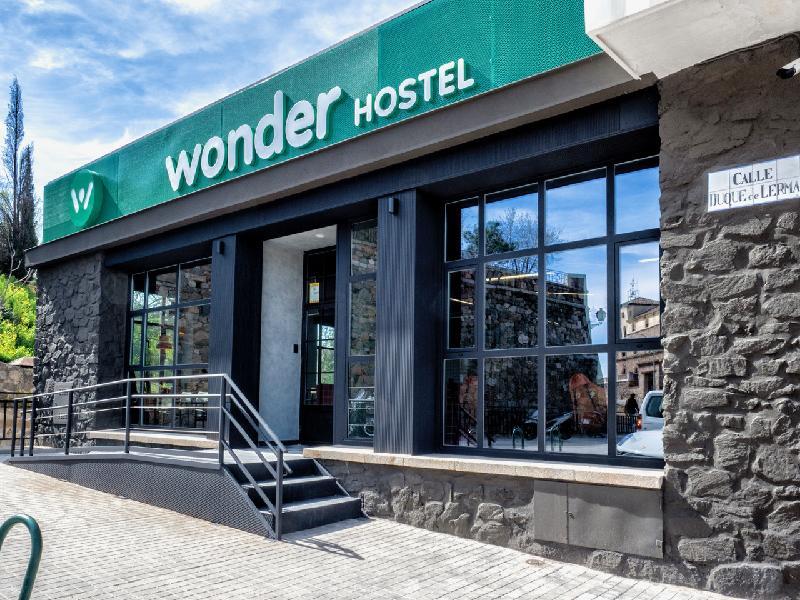 Wonder Hostel
